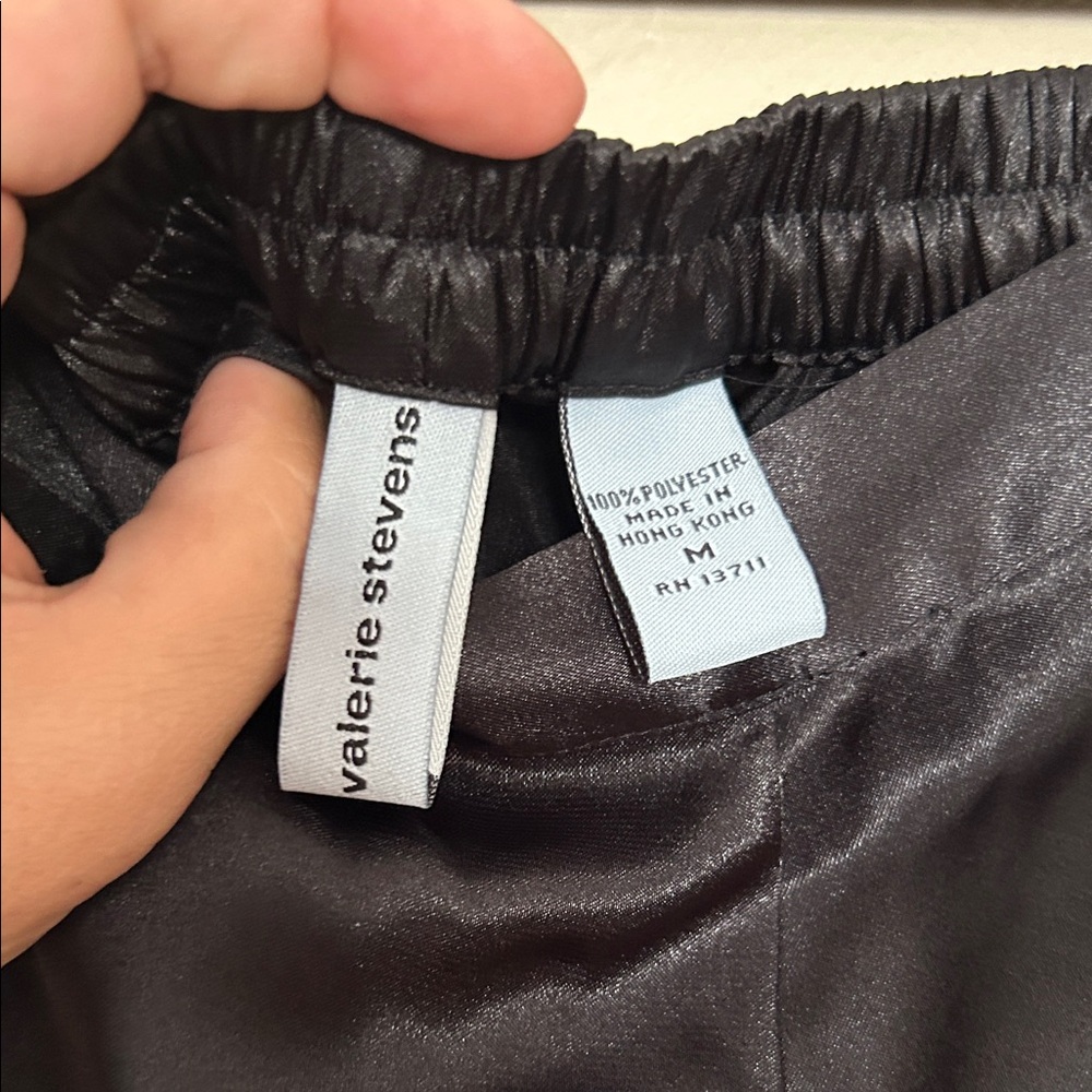 Valerie Stevens Black Satin Shorts with Lace Sides - Picture 2 of 4